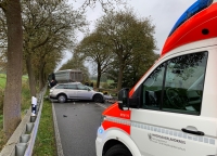 Die Feuerwehr Brilon war am Dienstagnachmittag (24. Oktober 2023) bei einem schweren Verkehrsunfall auf der Bundesstraße 7 zwischen Madfeld und Bredelar im Einsatz.