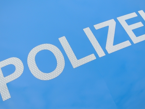 Eine Verkehrsunfallflucht ereignete sich am 8. September 2023 in Bad Wildungen. Die Polizei sucht Zeugen.
