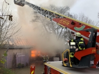 In Radlinghausen brannte eine Schreinerei an der Straße „Am Ruhberg“ vollständig aus.
