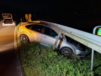 Der 18 Jahre alte Fahrer blieb bei dem Unfall am 30. September 2026 unverletzt.