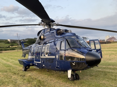 Am 18. Oktober 2025 war ein Bundespolizeihubschrauber über der Einsatzstelle im Einsatz und half bei Absicherung und Übersicht.