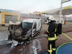 Am 30.10.2019  stand ein Firmenwagen in Bad Wildungen in Vollbrand.