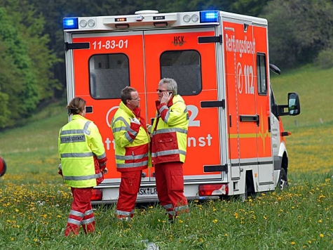 Mit einem Rettungswagen musste am 27. Mai ein Radfahrer ins Arolser Krankenhaus gebracht werden.