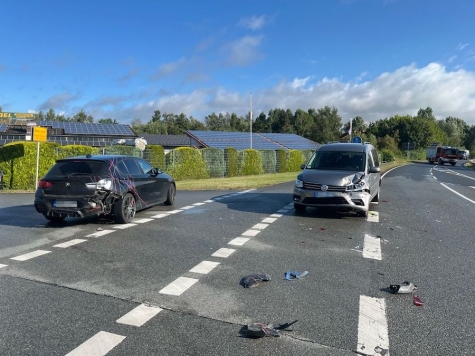 Auf der B 241 bei Borgentreich-Borgholz kam es am 31. August 2026 zu einem schweren Verkehrsunfall.