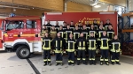 In Brilon haben 25 Teilnehmerinnen und Teilnehmer den Truppmann-1-Lehrgang der Feuerwehr erfolgreich abgeschlossen.