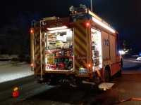 Auf dem Hof eines Autoteilehändlers in der Berleburger Straße kam es am 7. Januar 2026 unmittelbar nach dem Einbau einer neuen Batterie zu einer Rauchentwicklung am Pkw.