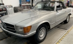 Unbekannte Täter stahlen in der Nacht zum 8. Oktober 2026 diesen Mercedes 450 SL in Bielefeld.