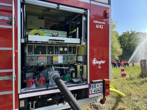 Die Jugendfeuerwehren aus vier Ortsteilen trainierten gemeinsam am Feuerwehrstützpunkt Volkmarsen.
