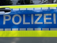 Polizeiermittlungen wegen Sachbeschädigung an Siloballen.