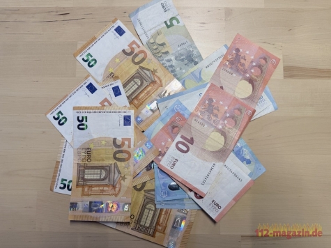 Aus dem Blumengeschäft wurden in der Nacht zum 31. August 2026 Wechselgeld und Bargeld aus einer Kaffeekasse gestohlen.