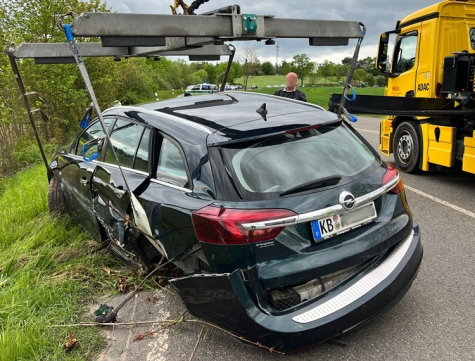 Am 16. Mai 2023 ereignete sich ein Unfall im Begegnungsverkehr auf der B 251 im Landkreis Waldeck-Frankenberg.