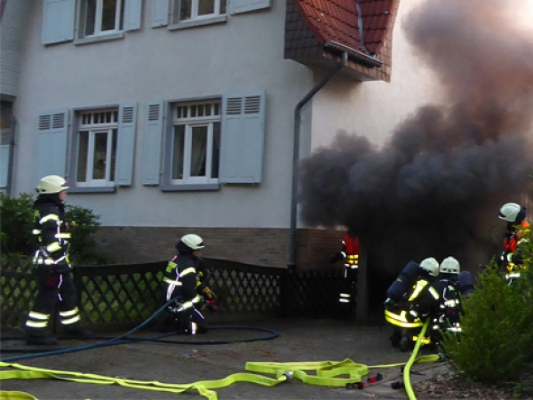 Zu einem Brand in Kassel-Helleböhn rückte die Feuerwehr am 23. Juni aus.