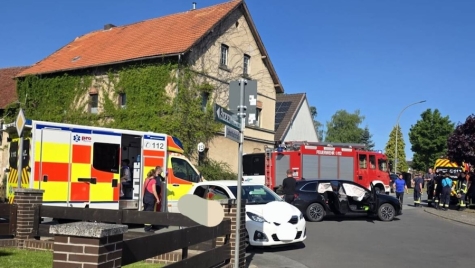 Die Feuerwehr Sachsenhausen wurde am 23. Mai 2026 durch das automatische Notrufsystem eines Fahrzeugs alarmiert.