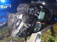 Auf der B 64 zwischen Höxter und Godelheim kam ein BMW in der Nacht zum 2. September 2026 von der Fahrbahn ab.