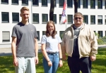 Simon Leith&auml;user, Dana Nebel und Daniel Hochse&szlig; sind nun Fachkr&auml;fte f&uuml;r Stra&szlig;en- und Verkehrstechnik und arbeiten im Bereich Planung und Bau bei Hessen Mobil in Bad Arolsen.