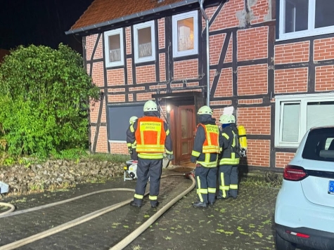 Wegen einer unklaren Rauchentwicklung rückte die Feuerwehr am 19. August 2026 nach Vasbeck aus.