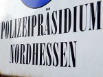 Die Polizei sucht Zeugen, die am 31. Oktober 2021 auf der A 7 bei Kassel ausgebremst wurden. 