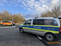 Beim Abbiegen wurde am 28. Februar 2026 eine Fußgängerin von einem Pkw erfasst und verletzt.