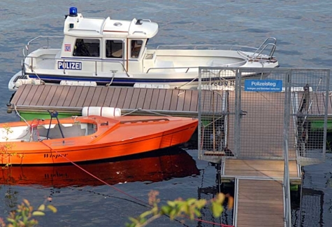 Durch Angler wurde am Samstagnachmittag (12. November 2022) ein illegales Stellnetz am Ufer des Diemelsees aufgefunden.