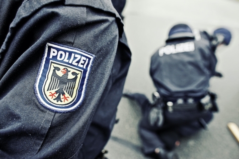 Am Bahnhof Marburg (Lahn) wurde einer blinden Frau am 20. Oktober 2026 die Geldbörse gestohlen.