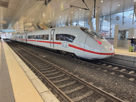 Am 24. Oktober 2025 ereignete sich im Bahnhof Fulda ein Vorfall zwischen einem Reisenden und DB-Sicherheitsmitarbeitern.