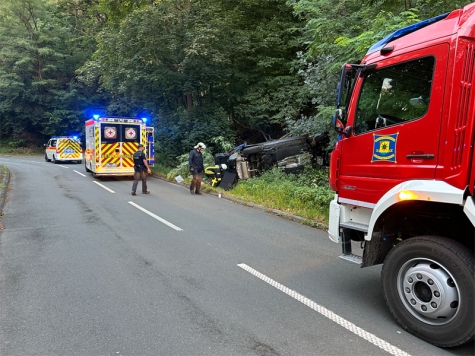 Am 6. September rückten Retter, Einsatzkräfte der Feuerwehr und Streifenwagenbesatzungen zur Randstraße am Edersee aus.