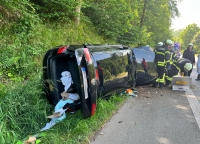 Auf der Bundesstraße 252 ereignete sich am Donnerstagnachmittag (15. Juni 2023) ein Alleinunfall mit zwei Verletzten. 