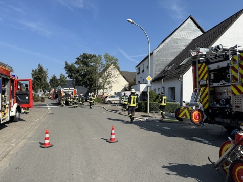 Einsatzkräfte der Feuerwehr Brilon im Dauereinsatz über das arbeitsreiche Wochenende.