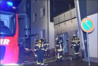 Polizei und Feuerwehr konnten die Flammen noch rechtzeitig löschen und somit eine Katastrophe verhindern.