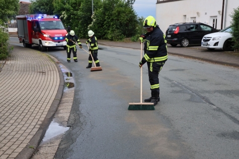 In Korbach sorgte eine größere Ölspur am 11. Juni 2026 für einen Feuerwehreinsatz.
