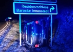 Auf der Bundesstraße 450 verunfallte am Montagabend eine 22-Jährige.