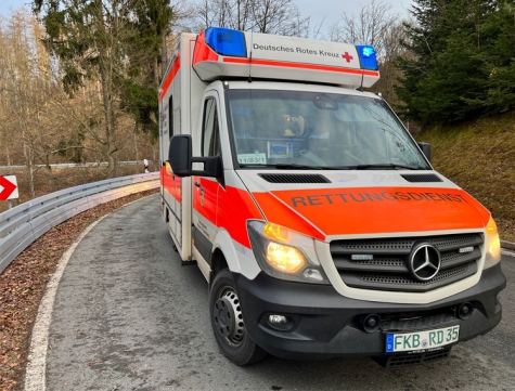 Der Motorradfahrer kam ins Kreiskrankenhaus nach Frankenberg.