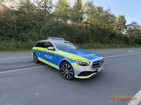 Bei einer Geschwindigkeitskontrolle in Arnsberg-Hüsten kam es am 1. September 2026 zu einem gefährlichen Zwischenfall.
