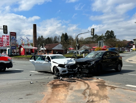 Am 20. April 2023 ereignet sich in Frankenberg (Landkreis Waldeck Frankenberg) ein Verkehrsunfall mit hohem Sachschaden.