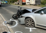 Am Samstagmorgen (13. April 2024) kam es in Lichtenau zu einem Zusammenstoß zwischen einem PKW und einem Motorrad.