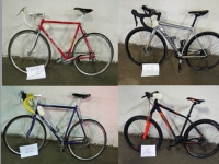 Die Marburger Polizei sucht Besitzer von vier Fahrrädern.