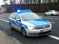 Die Polizei sucht Zeugen einer Verkehrsunfallflucht auf der Bundesstraße 1.