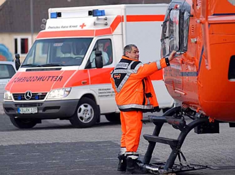 Am 22. Mai kam es in Volkmarsen zu einer Messerstecherei - Schutzpolizei, Bereitschaftspolizei, Feuerwehrkräfte und ein Rettungshubschrauber waren im Einsatz. 