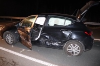 Am 4. Dezember 2025 ereignete sich ein Unfall mit drei Fahrzeugen auf der B 239.