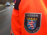 Ein Unfall auf der B 253 ereignete sich am 18. März - Mitarbeiter von Hessen Mobil sowie Einsatzkräfte der Feuerwehr waren vor Ort