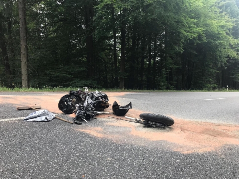 Bei Bottendorf verunglückte am Sonntag ein 61-jähriger Motorradfahrer.
