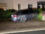 Auf der Arolser Straße in Adorf kollidierte am 4. September 2026 ein Skoda mit einem geparkten Audi.