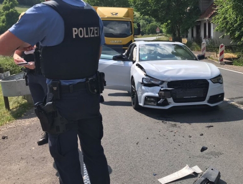 Im Rahmen der Unfallaufnahme und der Bergung eines Pkw kam es am 8. Juni zu Verkehrsbehinderungen auf der Bundesstraße 251.