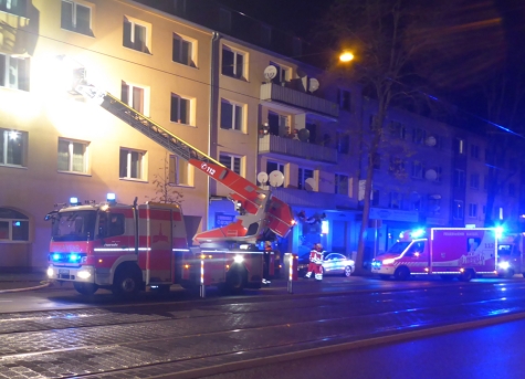 Bei einem Brand im Keller eins Mehrfamilienhauses im Kasseler Stadtteil Wesertor kam es am Dienstagabend (21. November 2023) zu einer starken Rauchentwicklung.