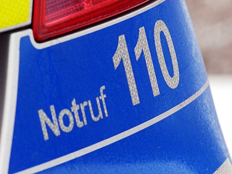 Die Polizei sucht Zeugen einer Verkehrsunfallflucht.