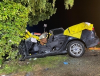 Ein schwerer Verkehrsunfall hat sich am späten Donnerstagabend (31. August 2023) bei Adorf ereignet. 