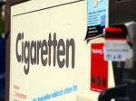 Ein Zigarettenautomat wurde in Geismar entwendet - die Polizei sucht Zeugen.