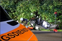 Drei Menschen wurden bei einem Unfall am Montagabend auf der B 236 verletzt 