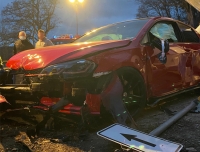 Am 2. April kam es auf der Ederseerandstraße zu einem Verkehrsunfall  mit drei beteiligten Fahrzeugen..