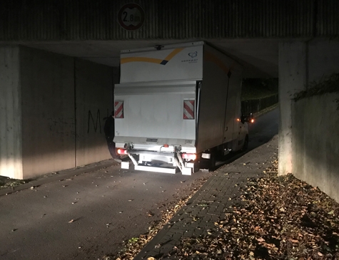 Am 27. Oktober hat sich ein Lkw in Mengeringhausen festgefahren.